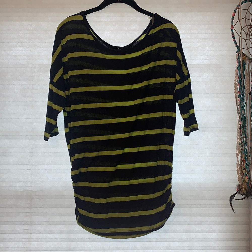 Kohls shirt size large bunched at sides